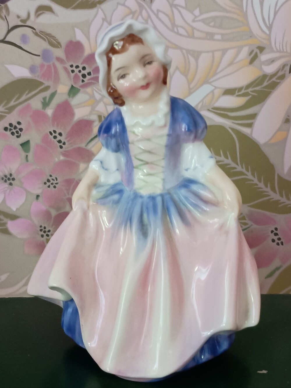 Vintage Royal Doulton "Dinky Do" Girl Figurine